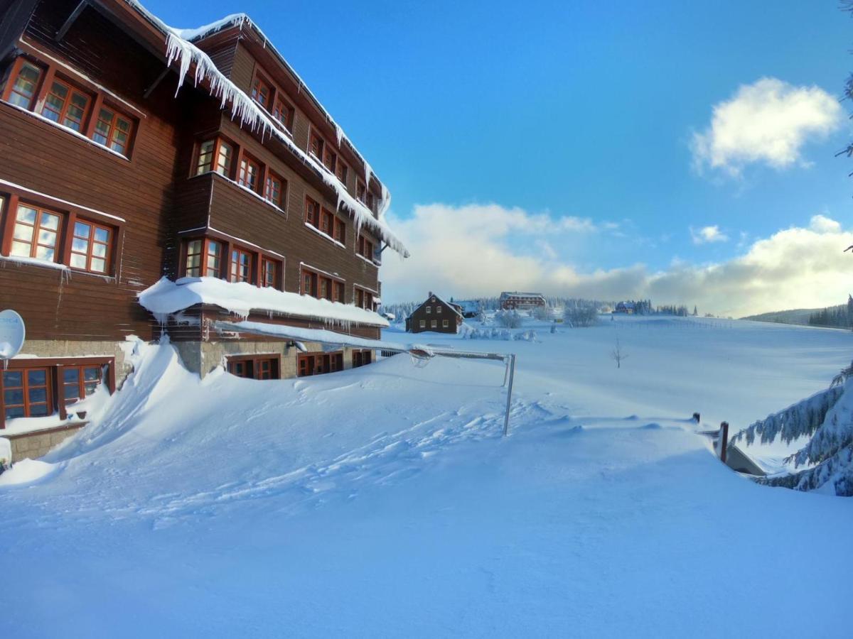 Hotel Oddech 페츠 포트 스네스코우 외부 사진